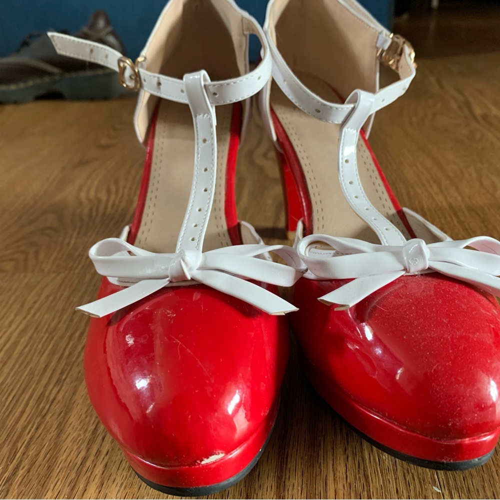 Red and white high heels EU size 41, US size 9.